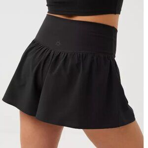 OFFLINE By Aerie Real Me Crossover Flowy Short in True Black Sz L